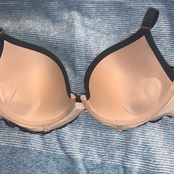 Black Lace Aerie Push Up Bra - Picture 3 of 6